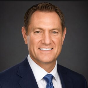 Portrait of Darren Hardy