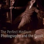 Book cover of The Perfect Medium by Clément Chéroux