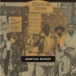 Book cover of To Stand and Fight by Martha Biondi